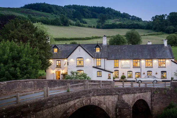 Pub lease renewal